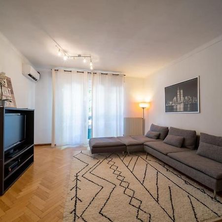 Appartement Climatise Tout Equipe A Cote Du Stade Velodrome Марсилия Екстериор снимка