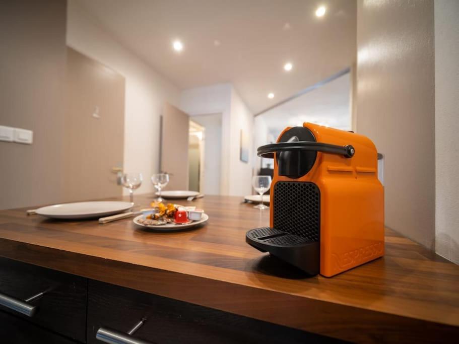 Appartement Climatise Tout Equipe A Cote Du Stade Velodrome Марсилия Екстериор снимка