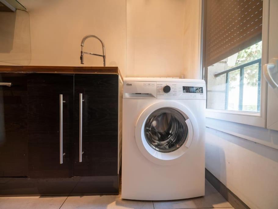 Appartement Climatise Tout Equipe A Cote Du Stade Velodrome Марсилия Екстериор снимка