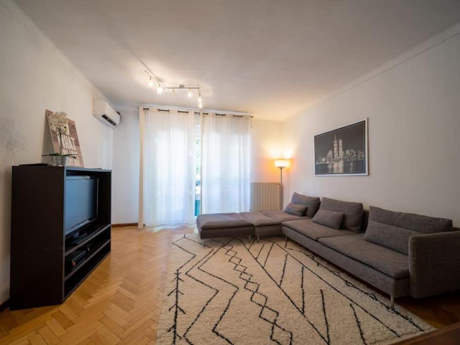 Appartement Climatise Tout Equipe A Cote Du Stade Velodrome Марсилия Екстериор снимка